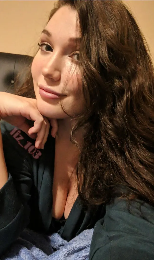 Hope you guys like selfies! I know it's not as exciting as my usual posts [f] 🙈