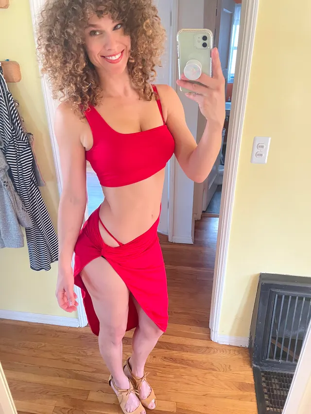 Can you guess what’s underneath my skirt? [f]