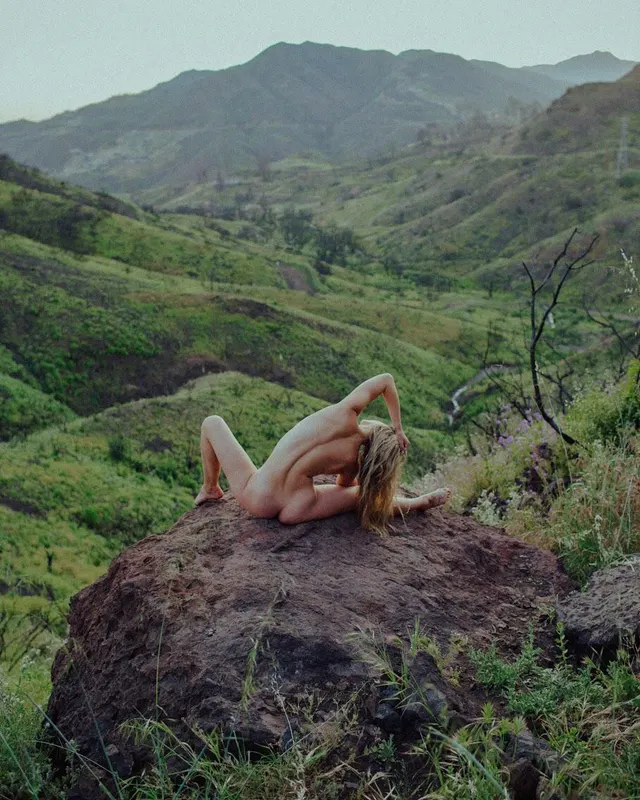 I found the most perfect spot to stretch