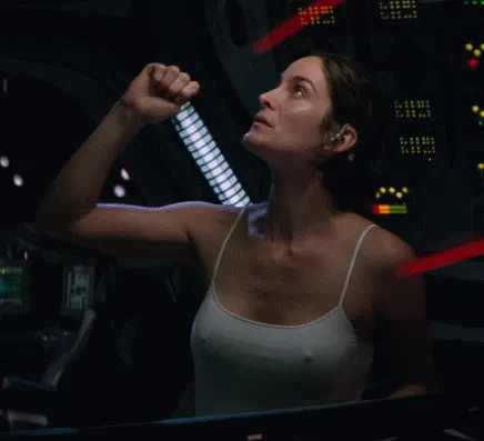 carrie-anne moss