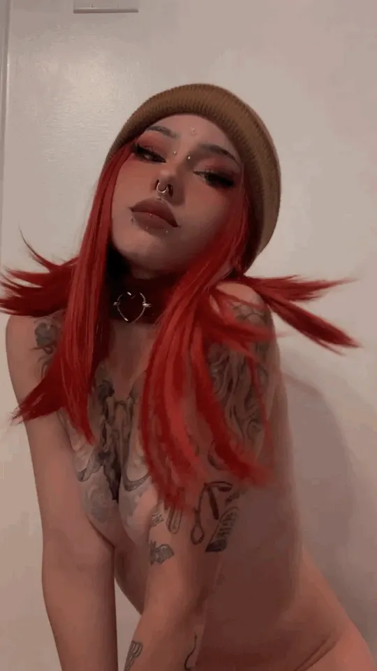 Would you jerk off to my nudes?