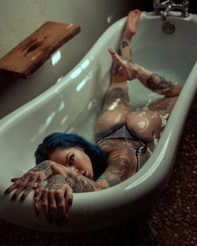 From her backup IG. 🥰