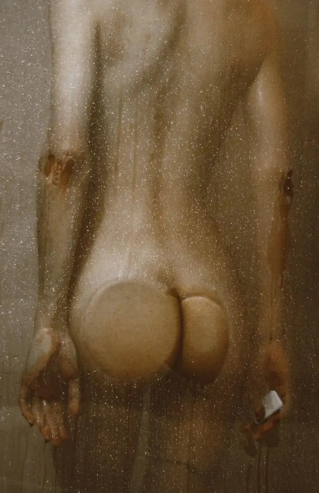 I[f] only it were you who my ass would be pressing against.. 😈