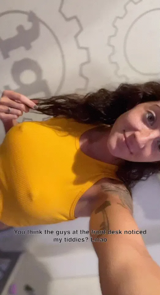 I hope the guys at the Planet Fitness front desk liked the view…