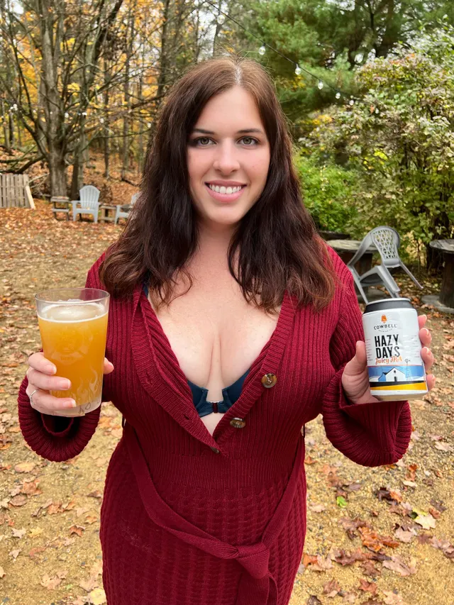 It’s Thirsty Thursday and I’m drinking an ipa from Canada 🍁