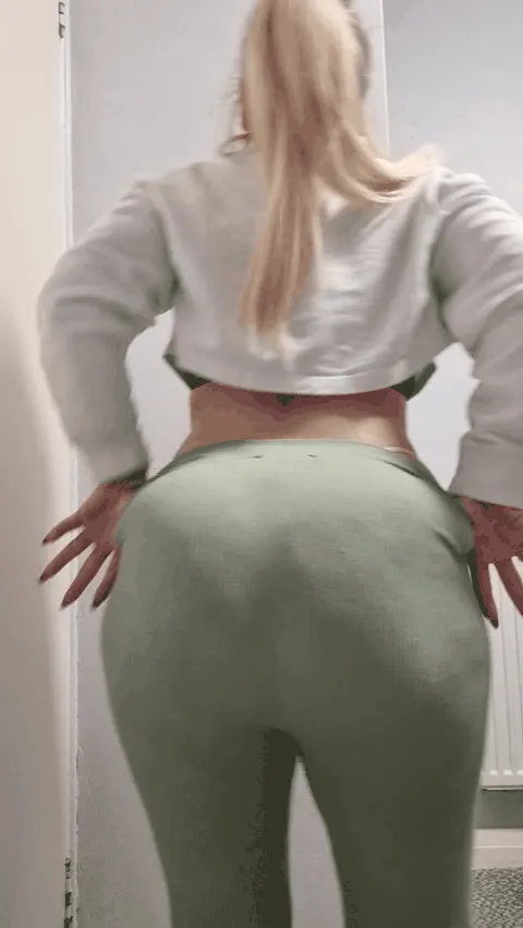 Just a Pawg pawging 👀