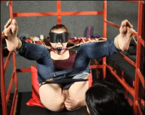 please be the sadistic tickler you are, have no mercy 😌