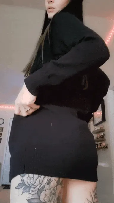 here to prove that punks have the best butts