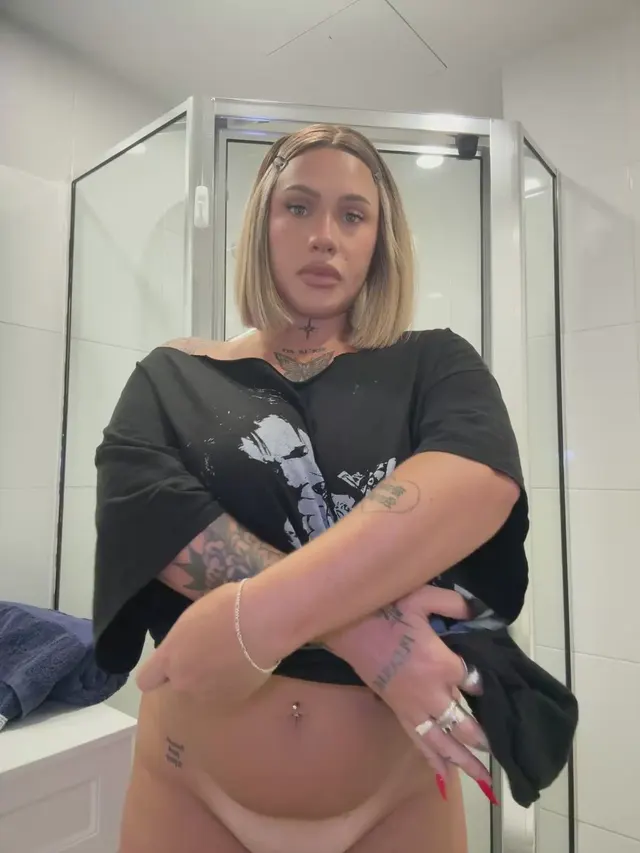 Are there men who genuinely like thick white girls?