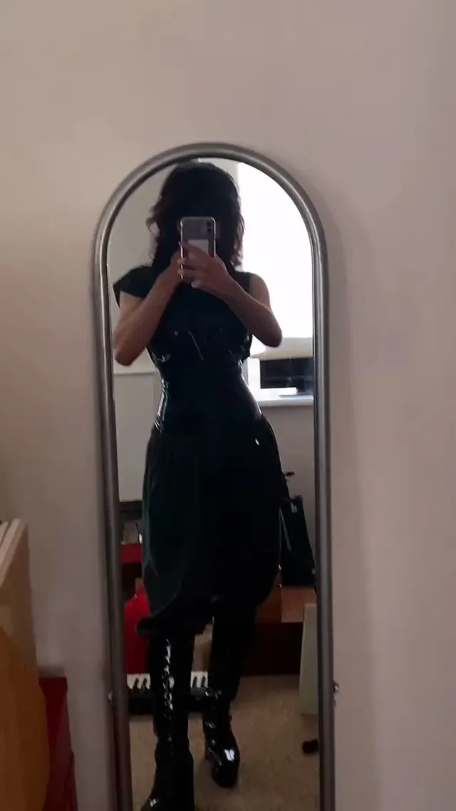 I like wearing my sleeveless bodysuit under my casual clothes