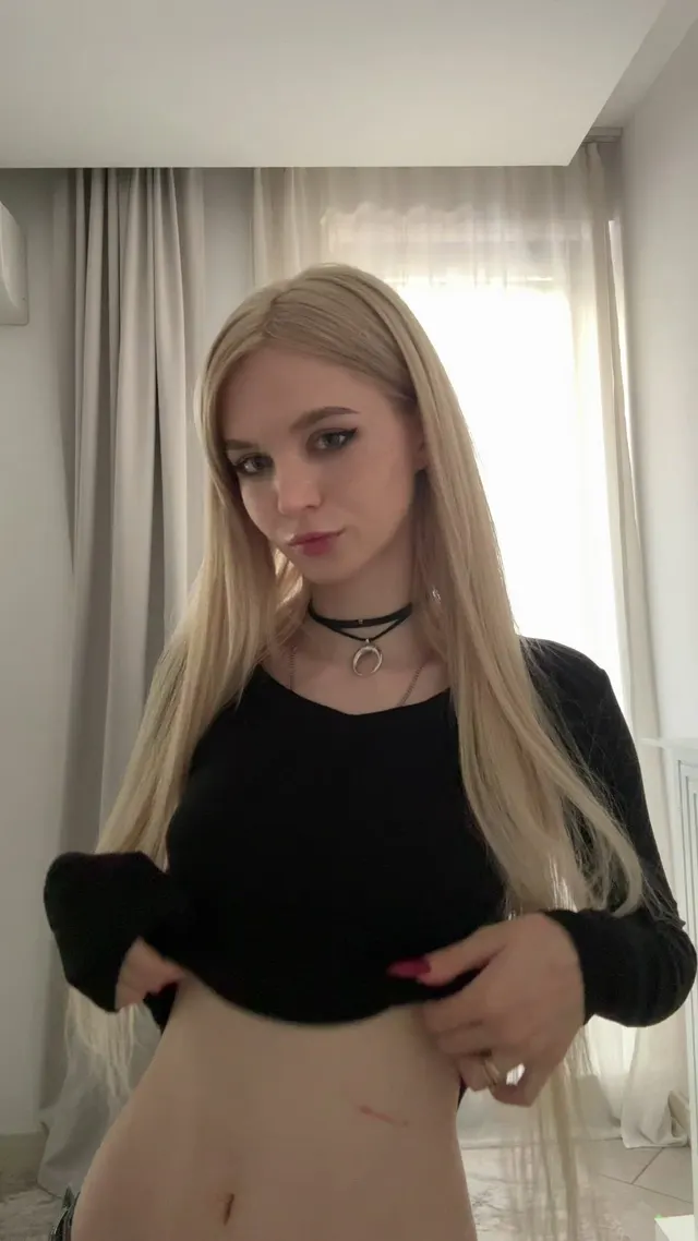 alt girls taste soo good, wanna sample? ;3