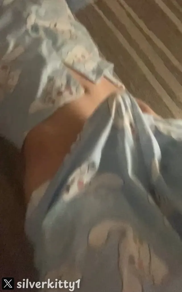 so needy that i might need your help while still in the pajamas.. :3