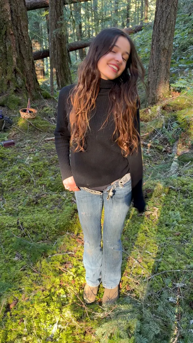 What a nice day for a hike🥰