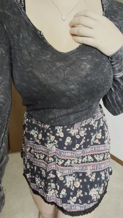 all of my weight goes to my naturally perky boobs, are they your type?