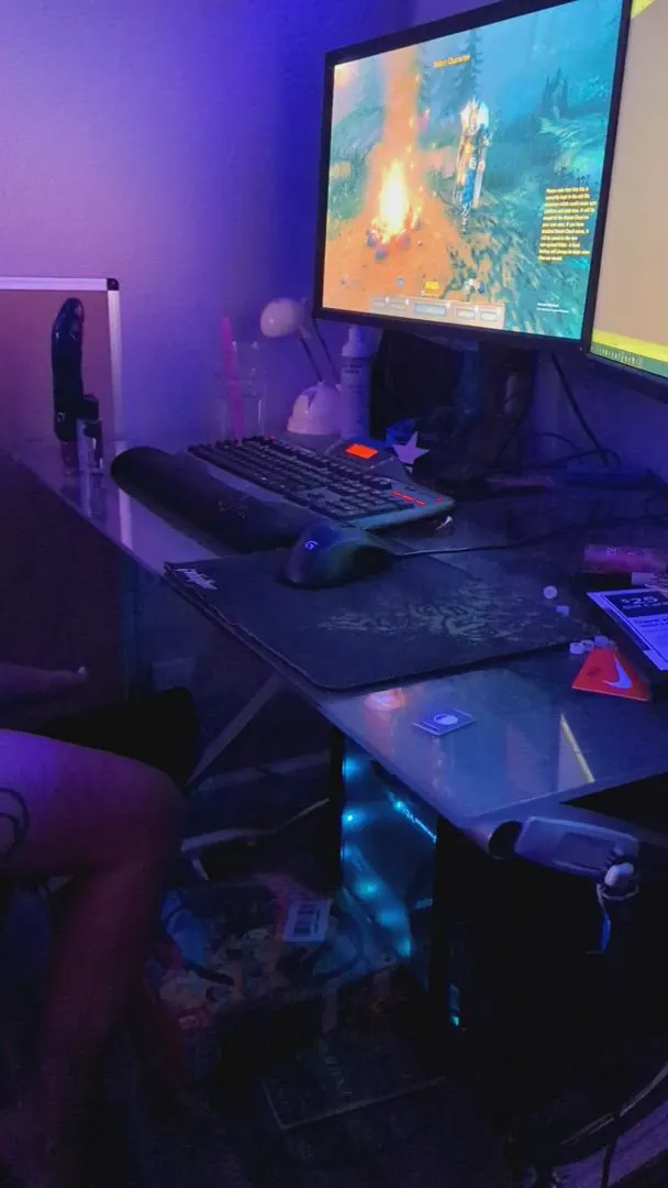 Anyone want to join my party? 😻