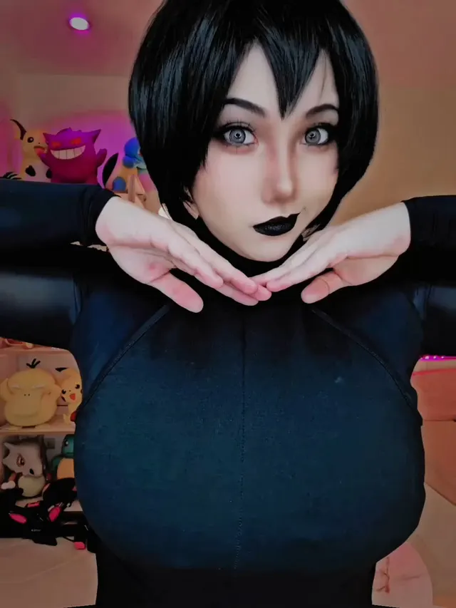 Mavis (Aria) [Hotel Transylvania]