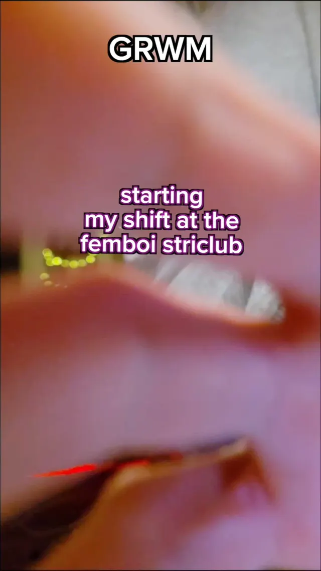 come get a lapdance 🥺