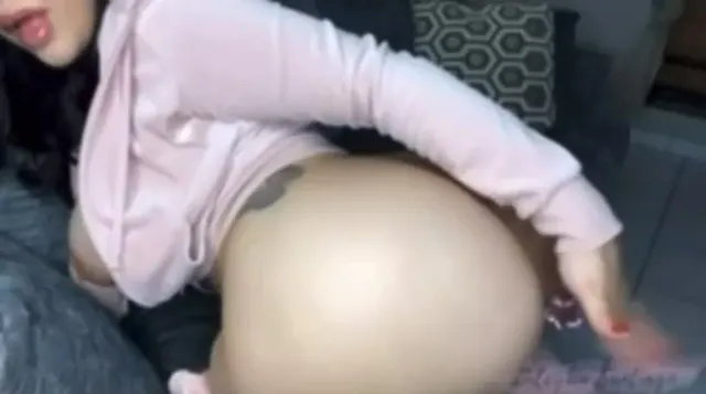 Spank my little butt please :)