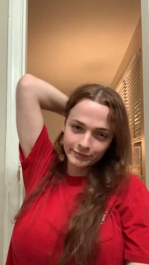 Would straight guys fuck me? 🍑 don’t lie! ;(