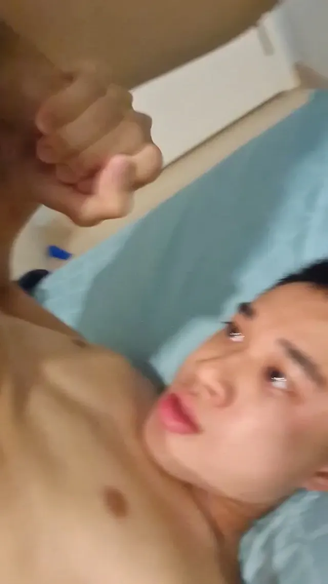 asian twink addicted to cum