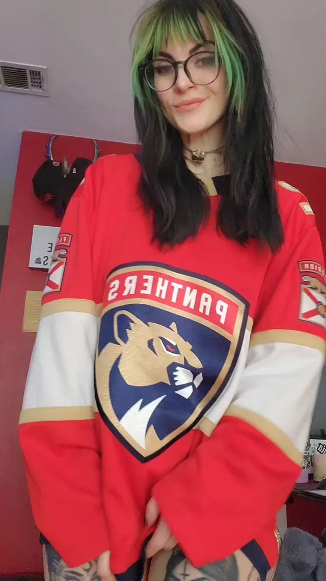 Touch my butt while we watch the hockey game