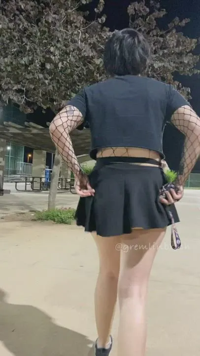 Trying to show my pussy before the games start