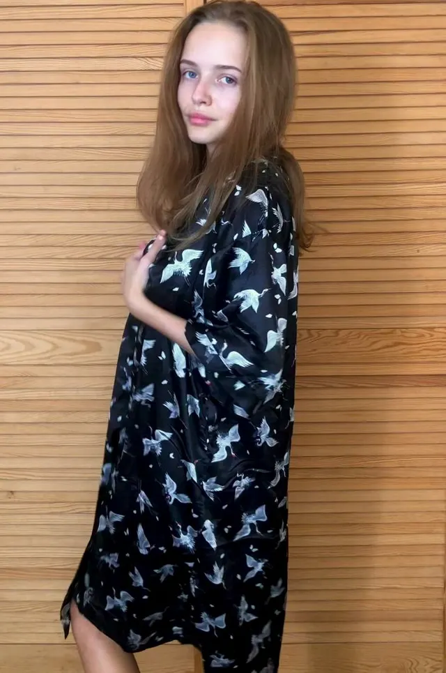 Take a break from work and cum have my body as a snack