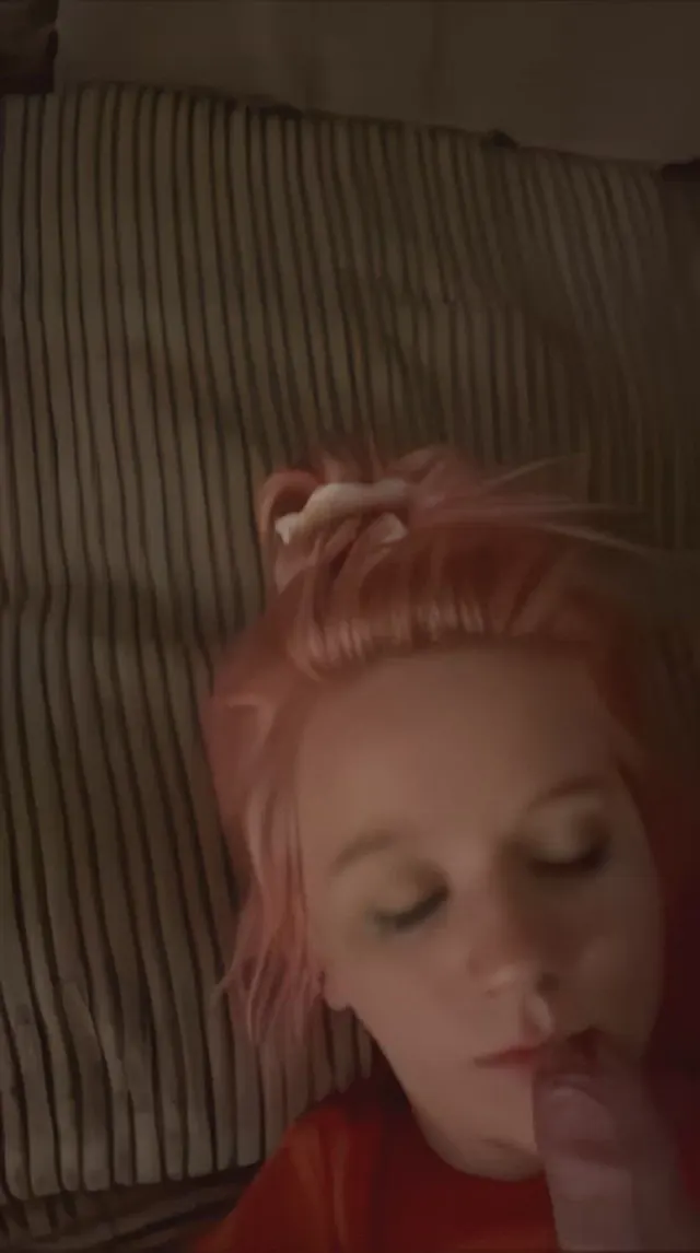 Colored hair GF clearly not a fan...