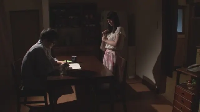 Bombshell Beauty [MOND-051]