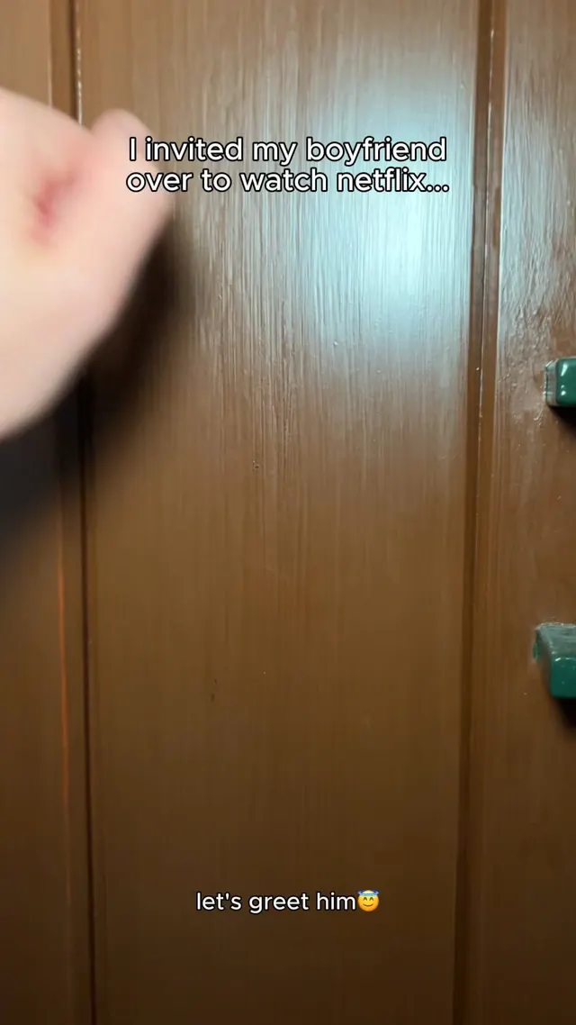 Every guy deserves a slutty girlfriend like her right?