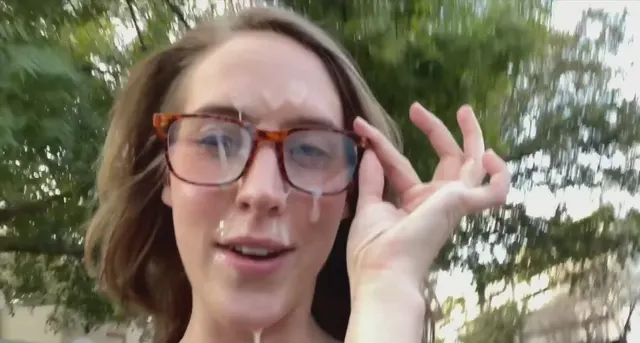 Her first ever cumwalk!