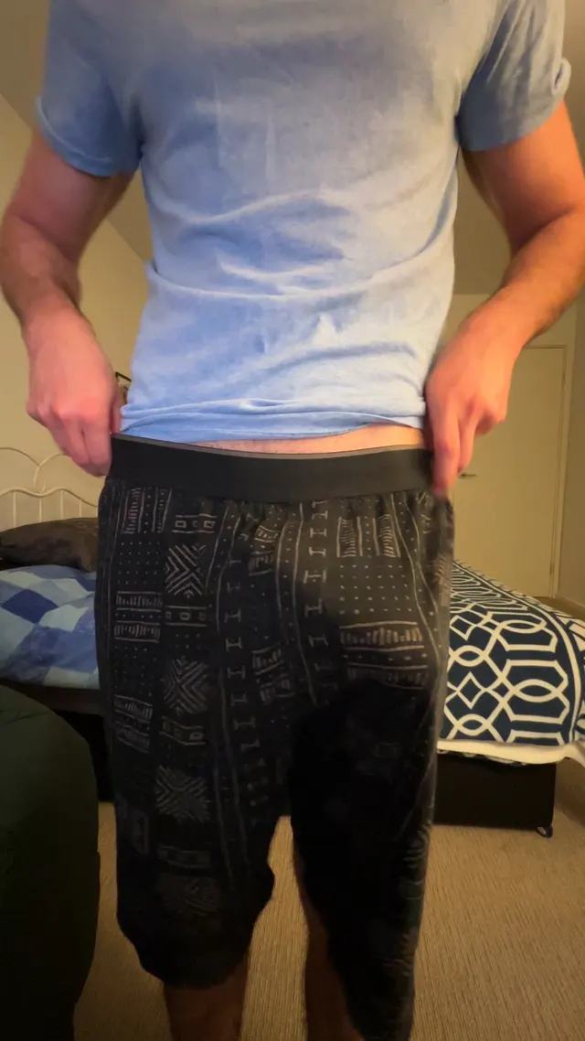 My friends think I should do porn...👀