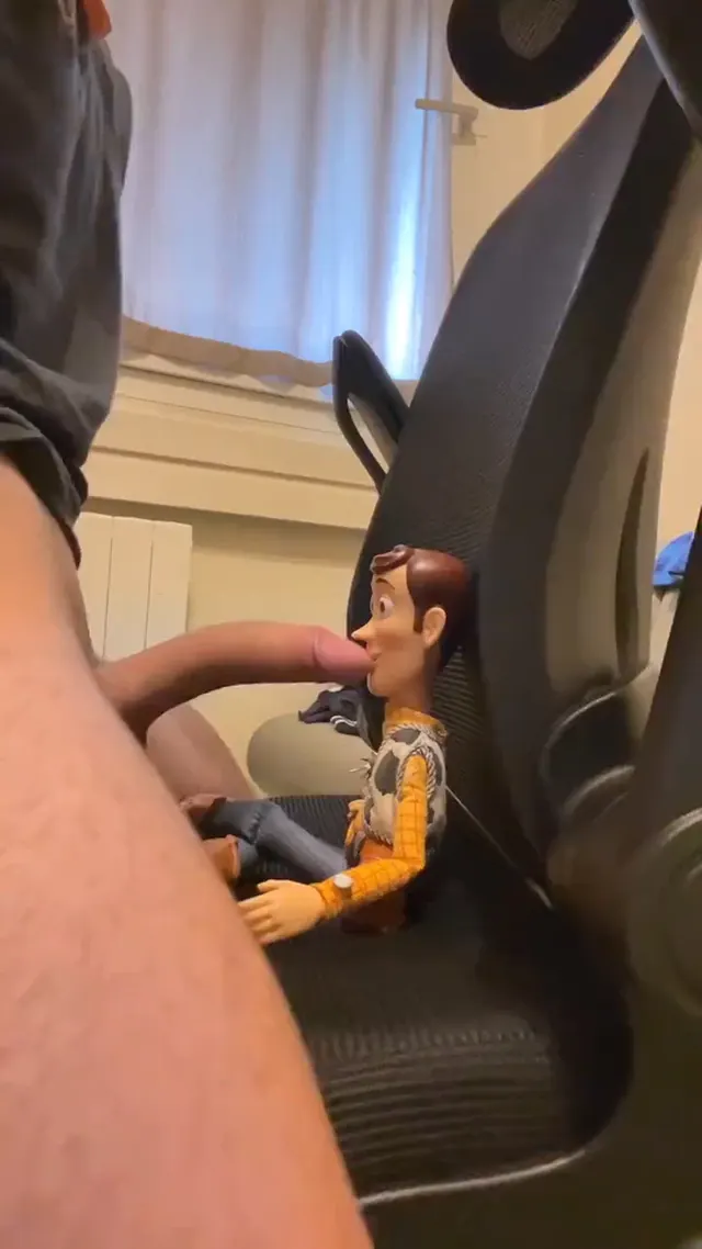 Just playing with my Woody, anyone wanna join?
