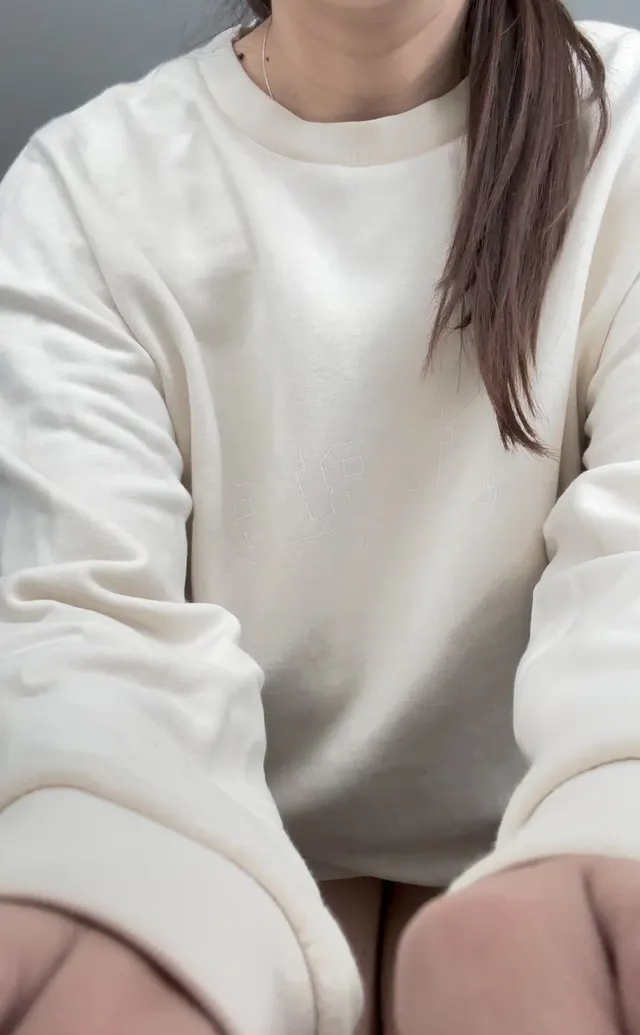 30yo nurse, still wanna suck my saggy tits