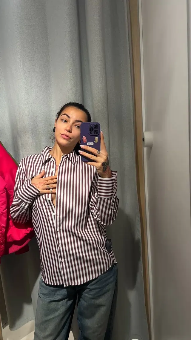 Is this shirt open enough to seduce you