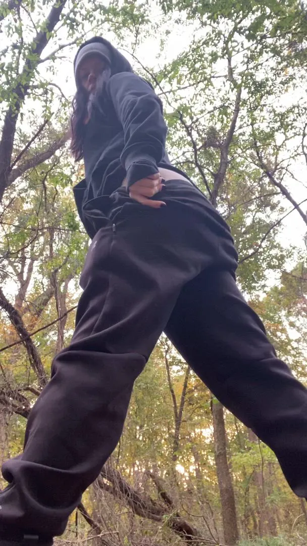 i want anal by the side of the trail 