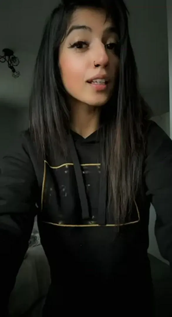 Think the Amazon delivery man may have spotted me as he pulled up, that didn’t stop me though… [F]