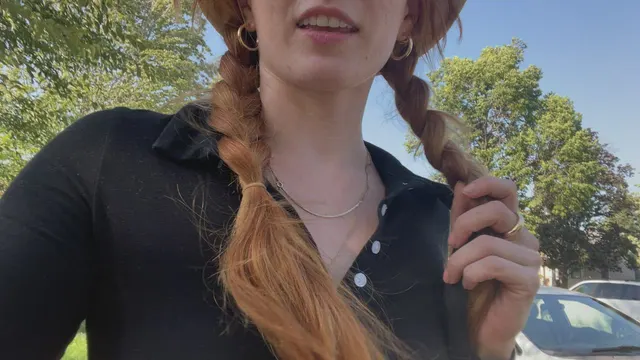 Walked to my date like this since I’m a good girl 😇