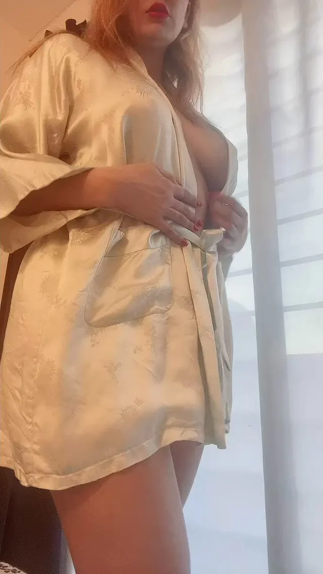 Wanna cum to bed with me?