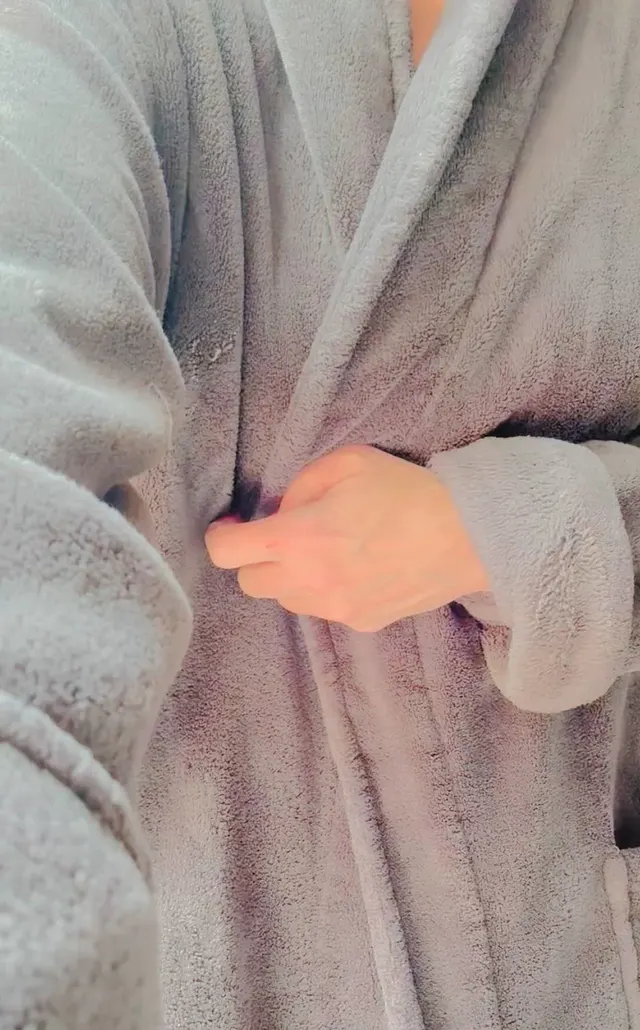 Are natural mom boobs ok (mrs)