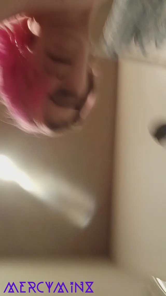 Where’s a free use urinal when a girls needs one!