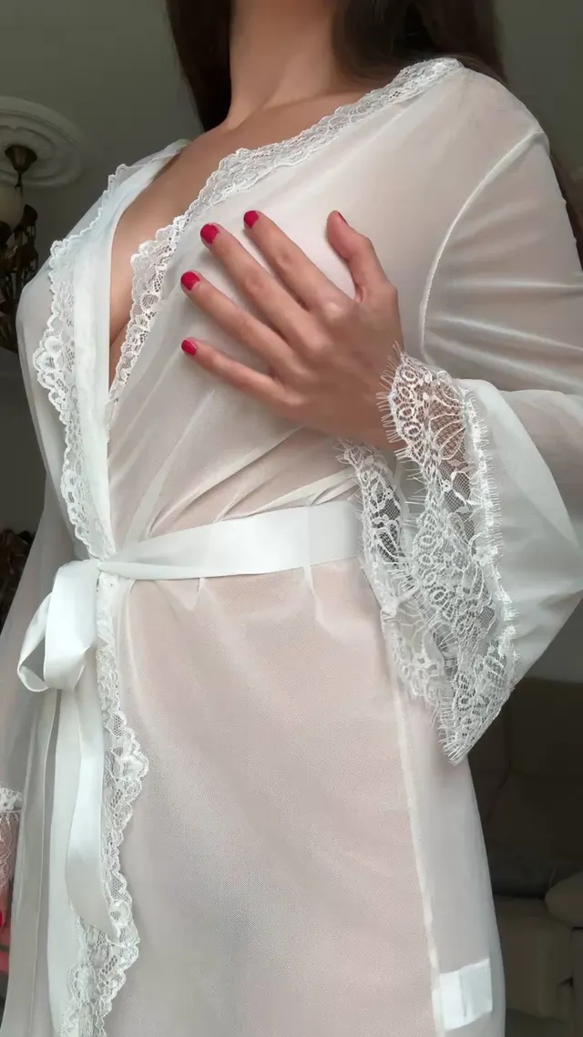 My new white robe looks perfect when it’s nothing under it