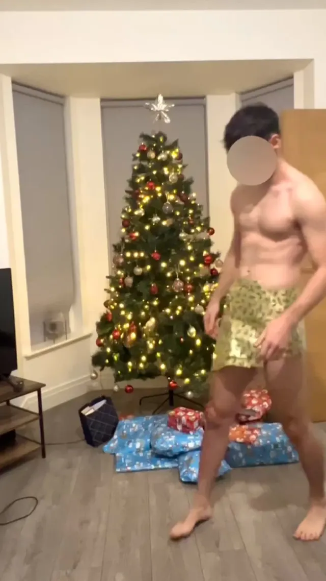 Happy Christmas you filthy animals. All I could afford in this economy 🤷‍♂️