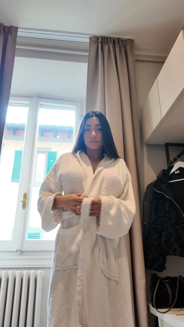 huge tits reveal before the spa
