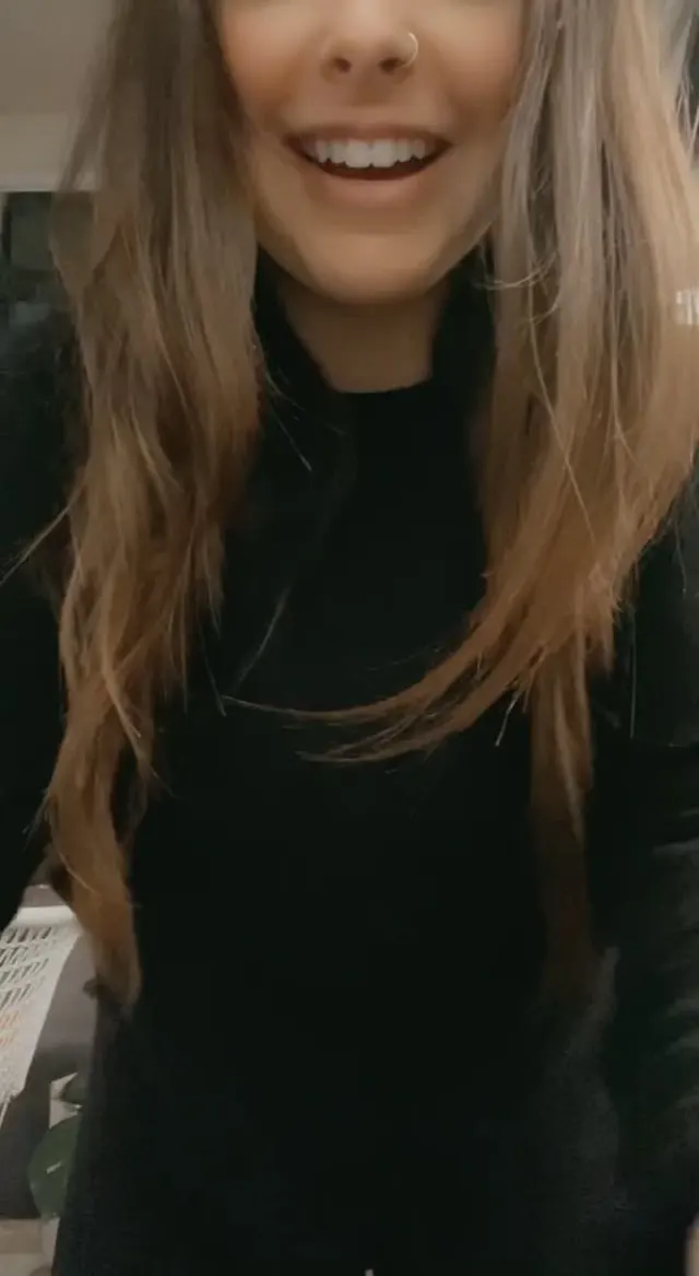 Sometimes I just want to show my pale Canadian titties off.