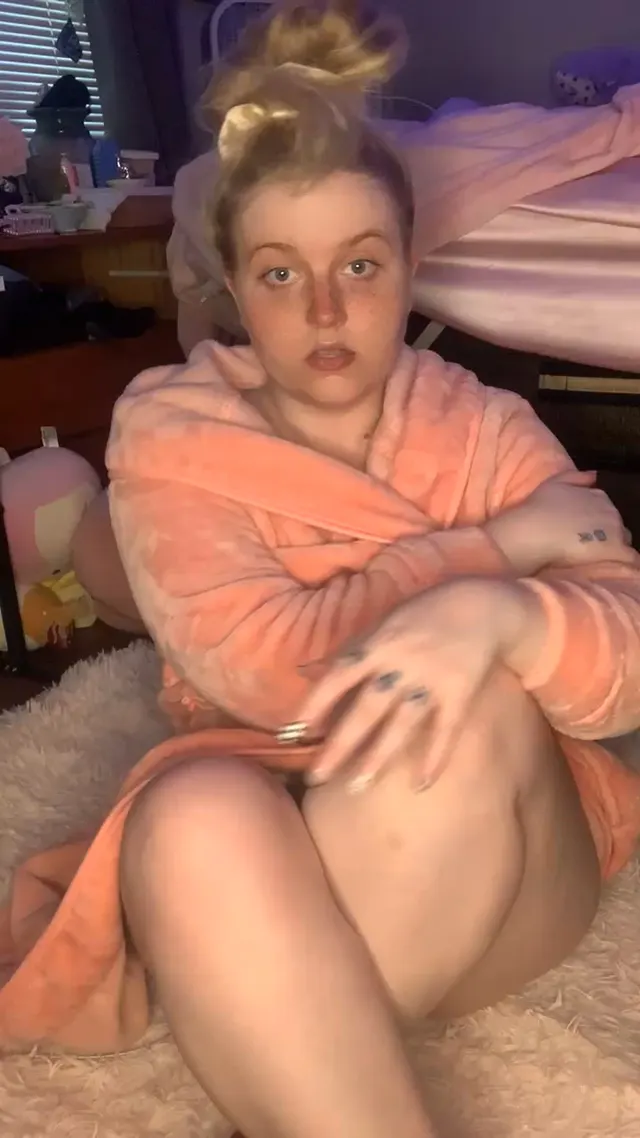 Like a natural blonde bush?