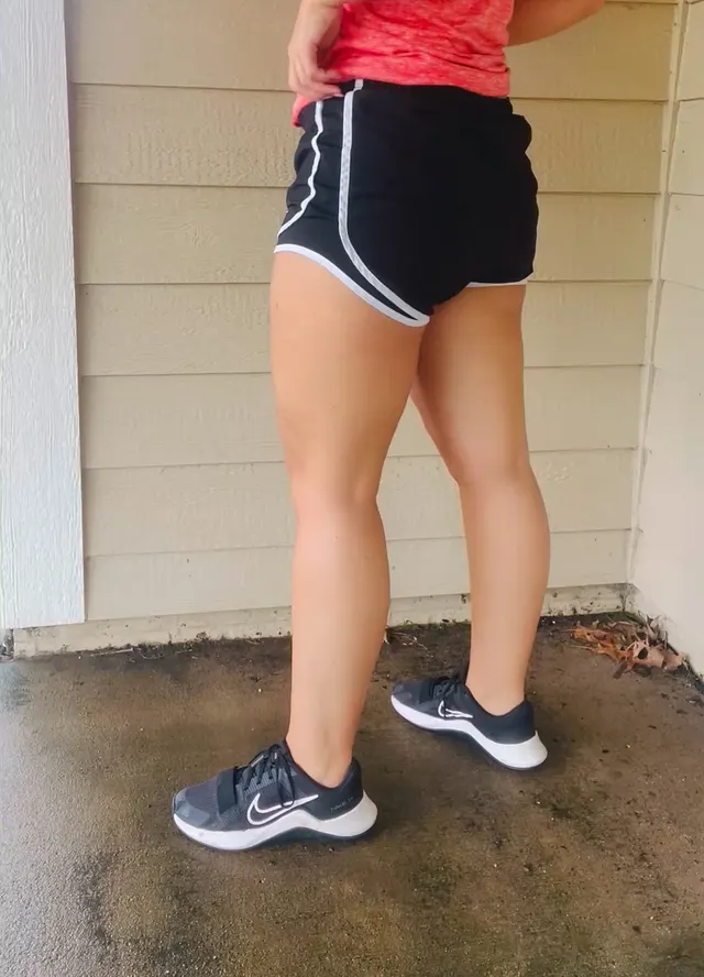 I should have peed before I went on my run in iowa…I know the neighbor I crush on saw me 🤦‍♀️