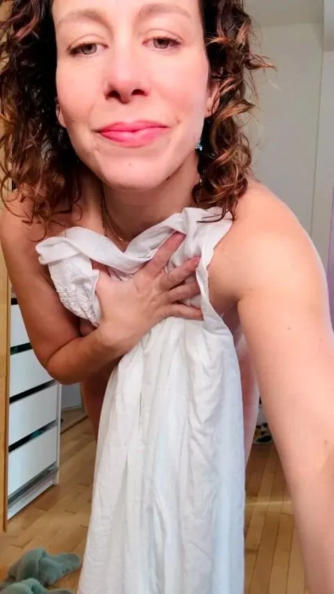 [f] I love how my body looks in my 40s