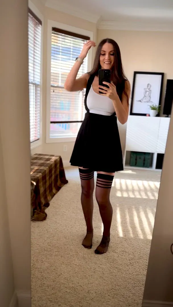 I might appear to be that mild mannered mom next door. Reality is quite the opposite. (F40)