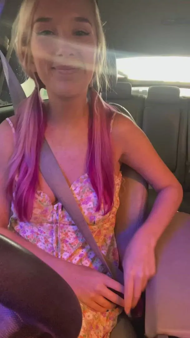 I think I need to start carrying dildos in my car :)